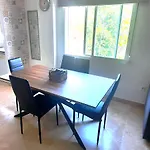 Pacos Apartment